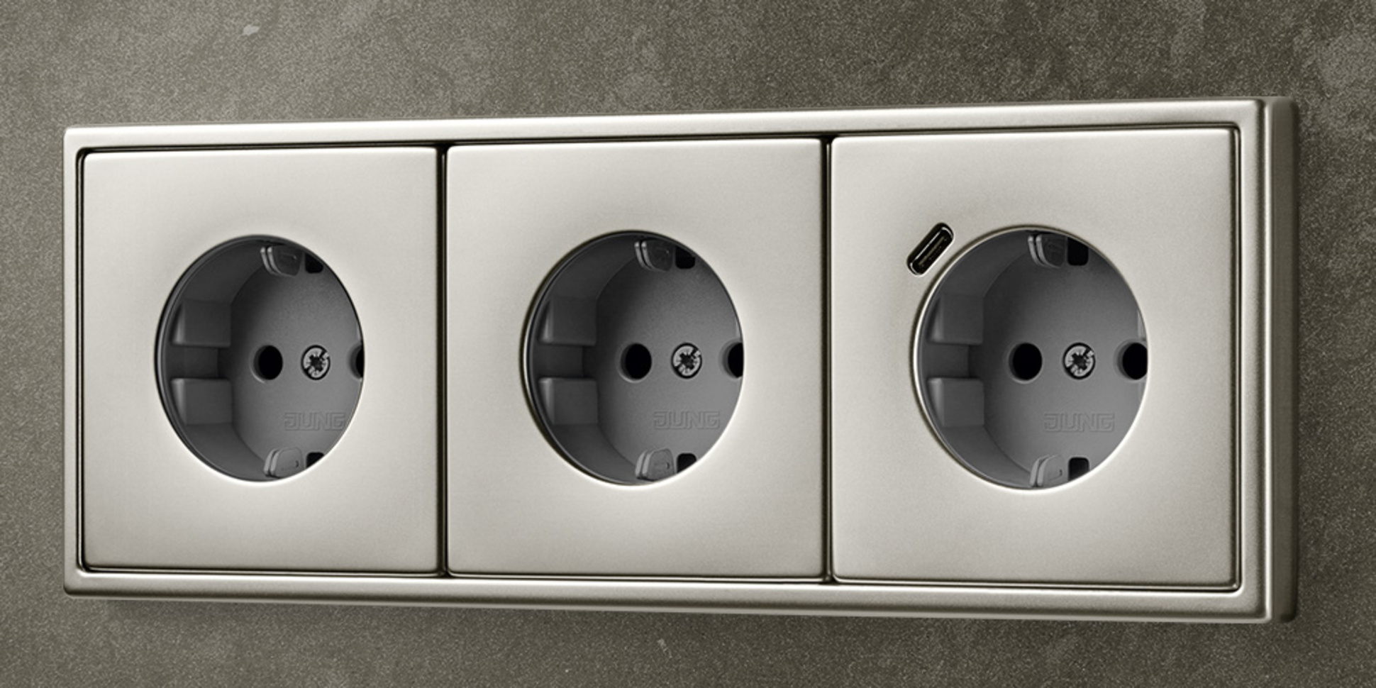 SCHUKO® Steckdosen mit USB bei Elektrotechnik Rahn in Schiersfeld