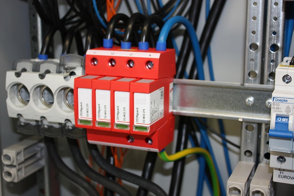 U berspannungsschutz bei Elektrotechnik Rahn in Schiersfeld